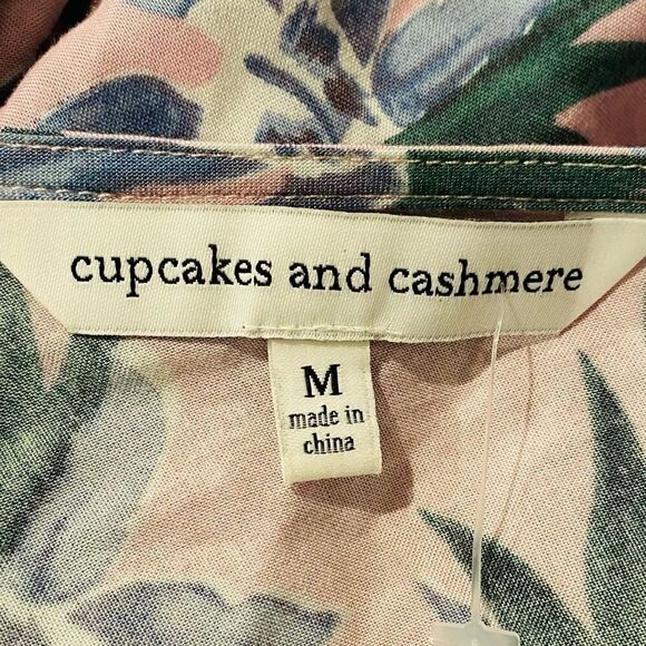 Cupcakes and Cashmere Eden Palm Romper - Picture 7 of 8